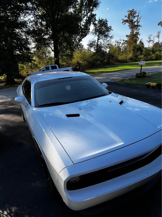 2011 Dodge Challenger 3rd Gen - Image 5 of 8