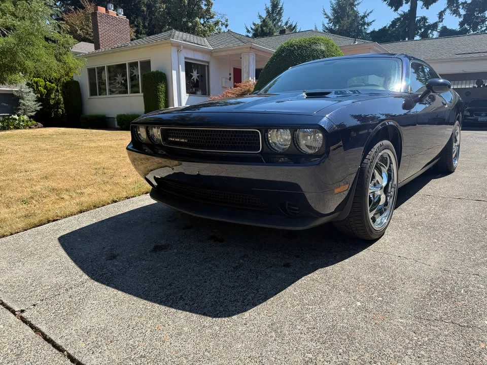 2011 Dodge Challenger 3rd Gen - Image 9 of 11