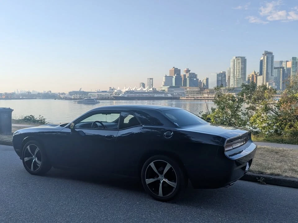 2011 Dodge Challenger 3rd Gen - Image 8 of 10