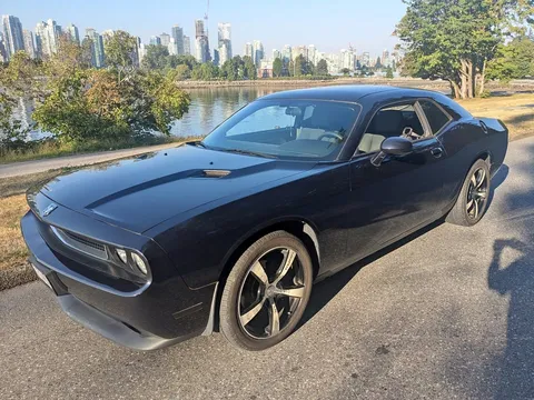 2011 Dodge Challenger SXT