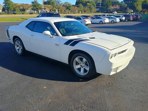 2011 Dodge Challenger SXT Plus