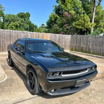 2011 Dodge Challenger SXT Plus Coupe 2D