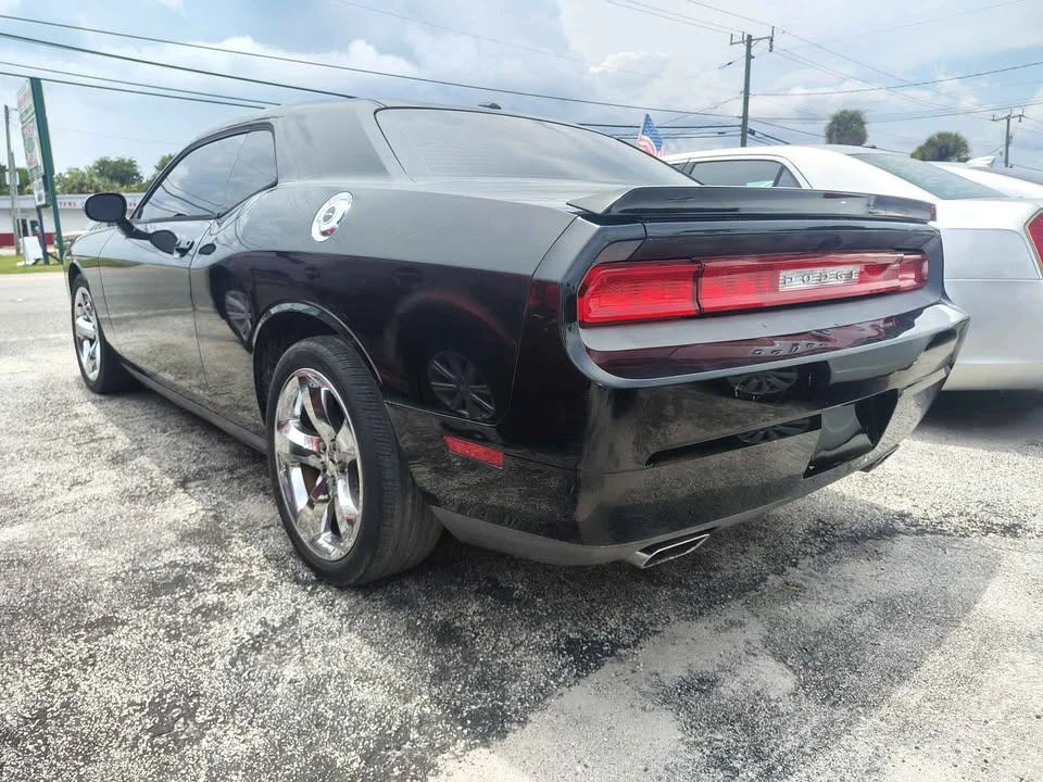 2011 Dodge Challenger 3rd Gen - Image 2 of 4