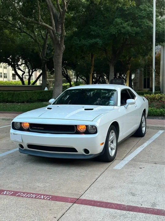 2011 Dodge Challenger 3rd Gen - Image 7 of 13