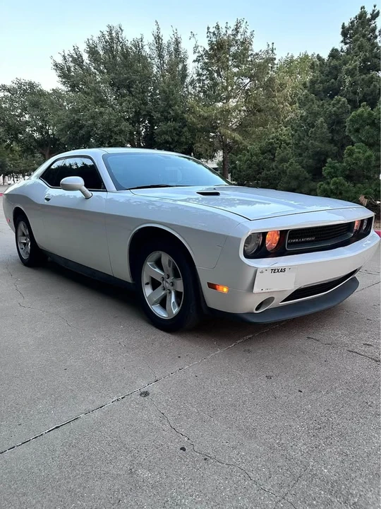 2011 Dodge Challenger 3rd Gen - Image 3 of 13