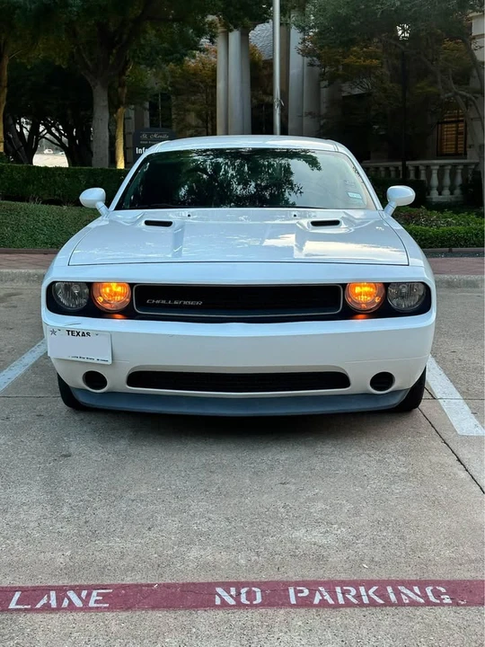 2011 Dodge Challenger 3rd Gen - Image 8 of 13