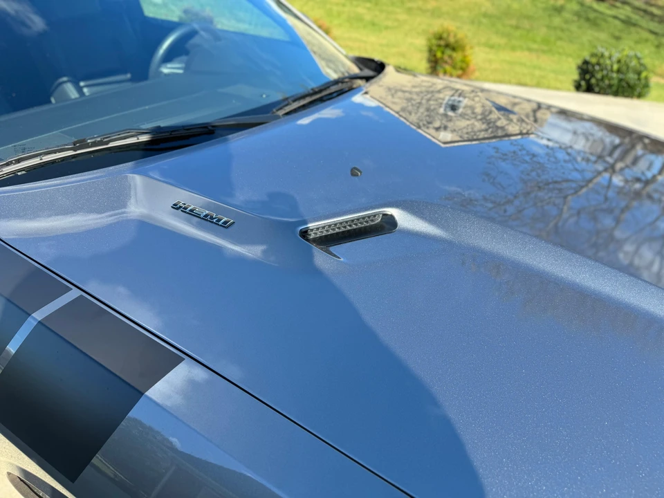 2011 Dodge Challenger 3rd Gen - Image 18 of 31