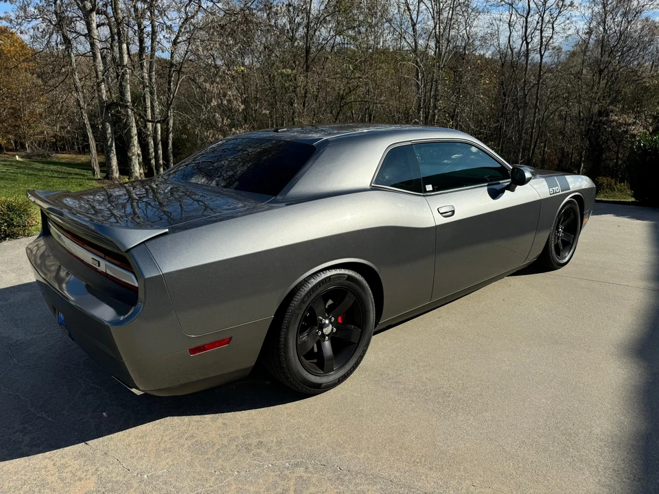2011 Dodge Challenger 3rd Gen - Image 13 of 31