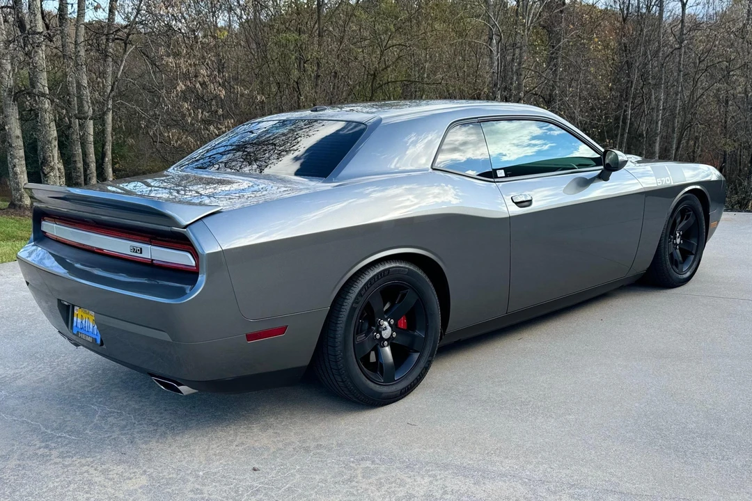 2011 Dodge Challenger 3rd Gen - Image 4 of 31