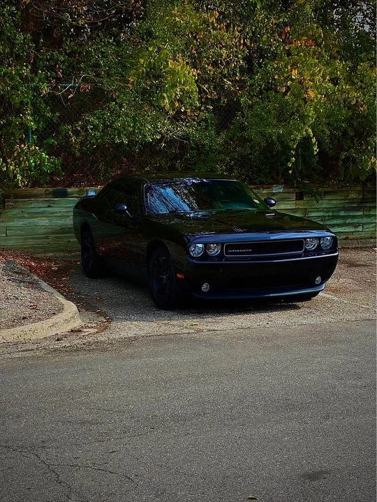 2011 Dodge Challenger 3rd Gen - Image 2 of 6