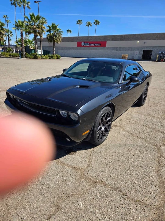 2011 Dodge Challenger 3rd Gen - Image 7 of 10