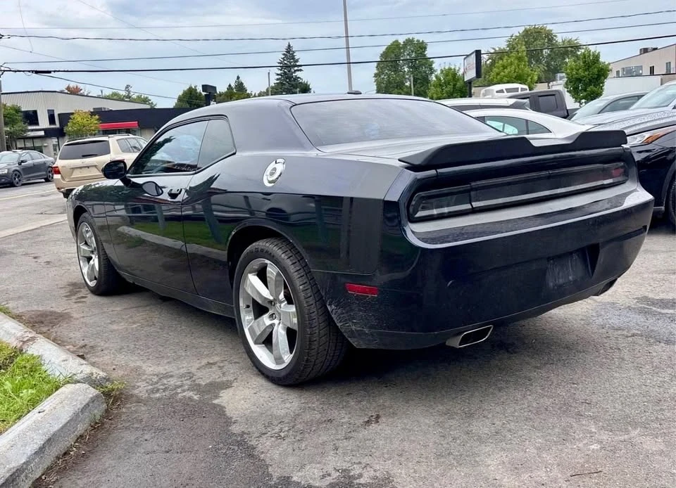 2011 Dodge Challenger 3rd Gen - Image 7 of 10