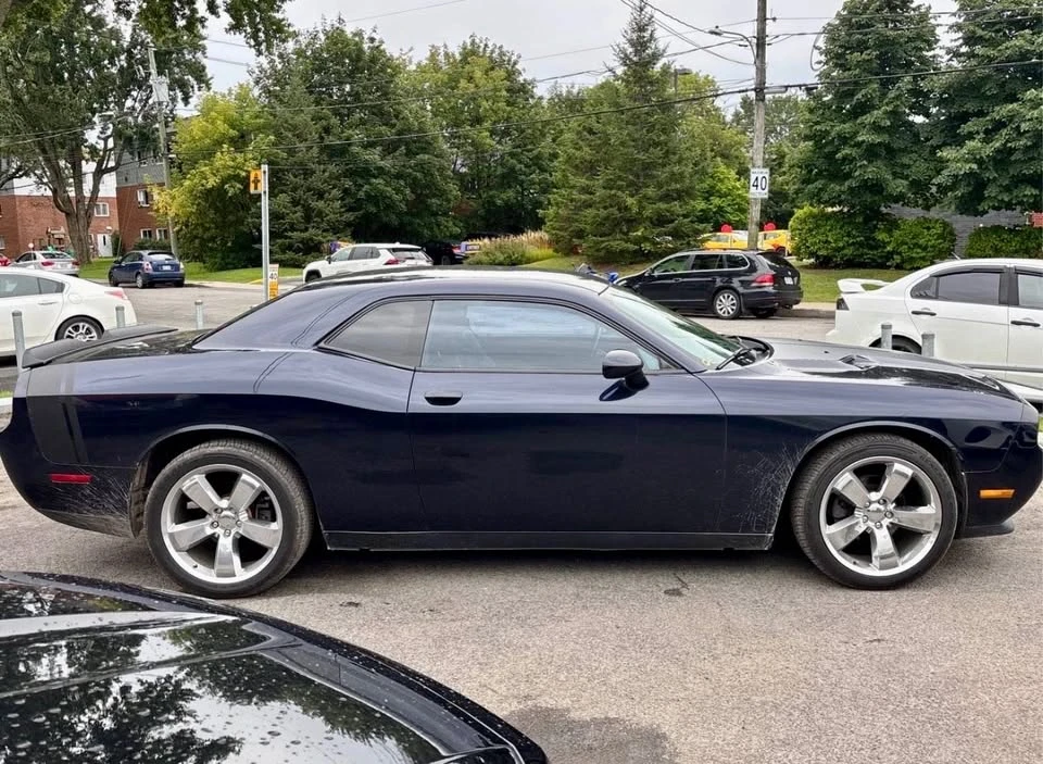 2011 Dodge Challenger 3rd Gen - Image 4 of 10