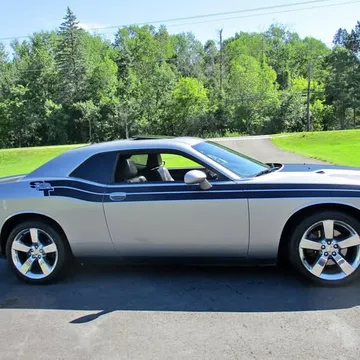 2011 Dodge Challenger SST
