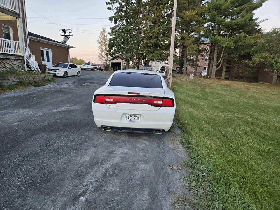 2011 Dodge Charger 7th Gen - Image 6 of 9