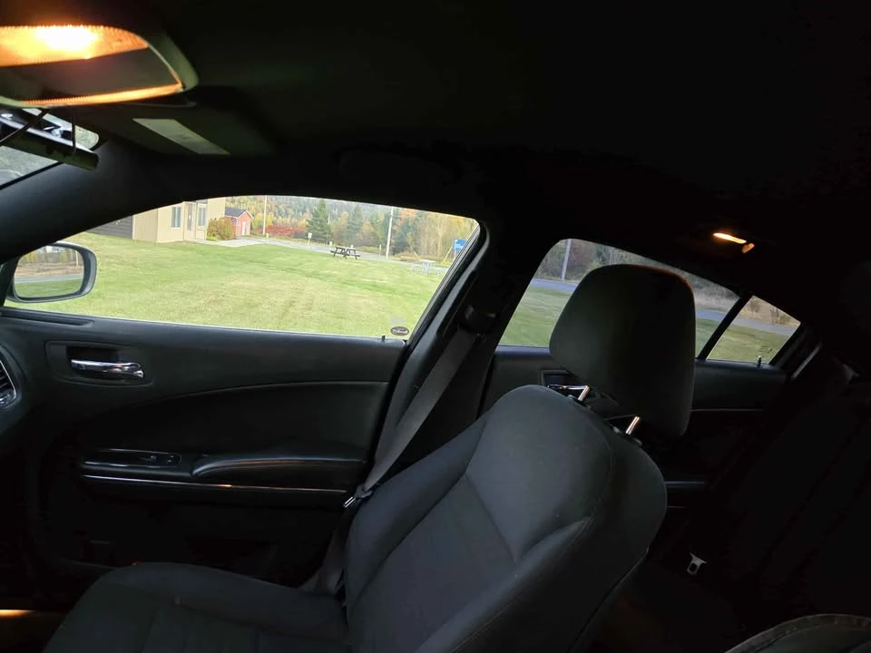 2011 Dodge Charger 7th Gen - Image 8 of 9