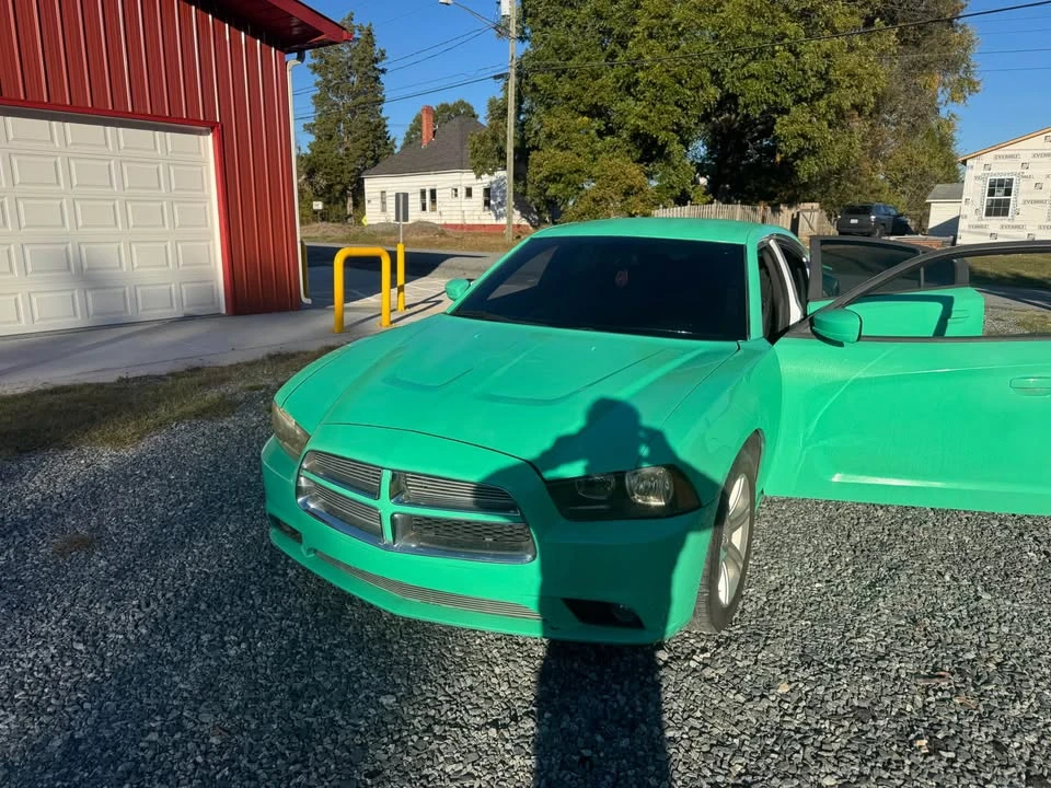2011 Dodge Charger 7th Gen - Image 3 of 11