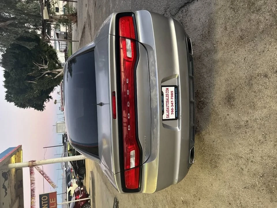 2011 Dodge Charger 7th Gen - Image 6 of 13