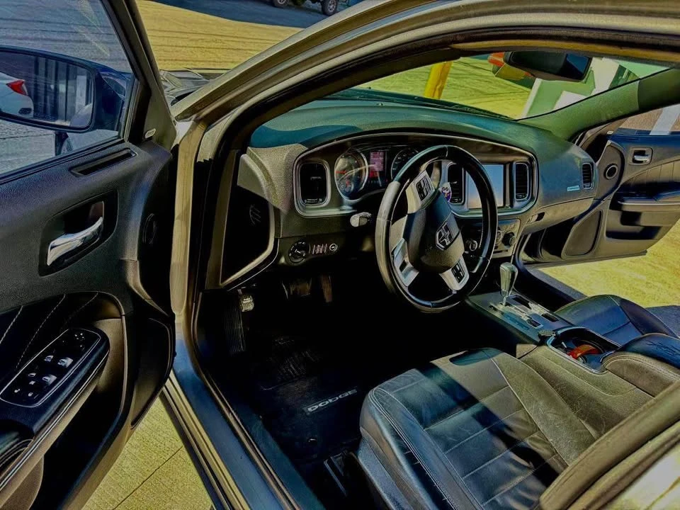2011 Dodge Charger - Image 2 of 8