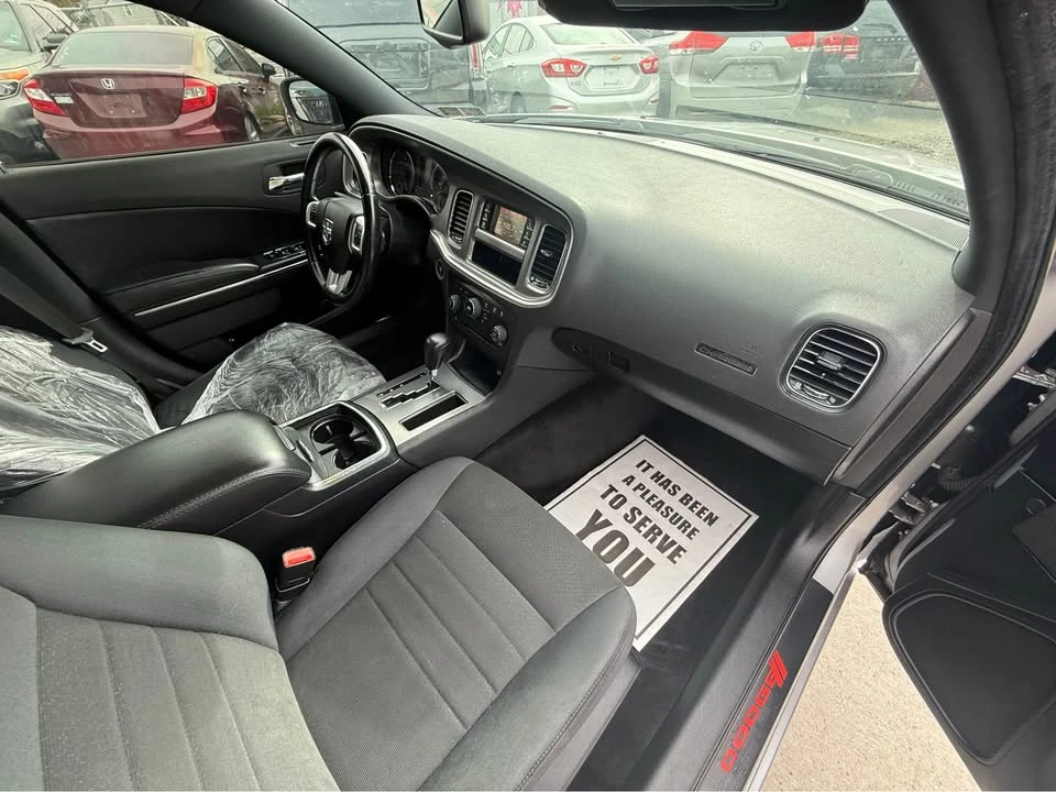 2011 Dodge Charger 7th Gen - Image 9 of 12