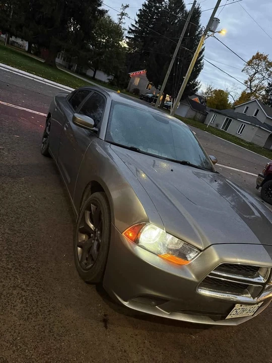 2011 Dodge Charger 7th Gen - Image 3 of 7