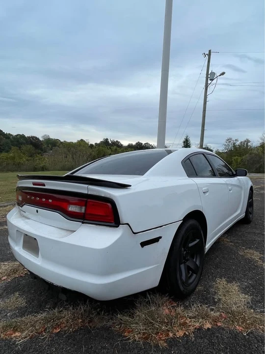 2011 Dodge Charger 7th Gen - Image 3 of 11