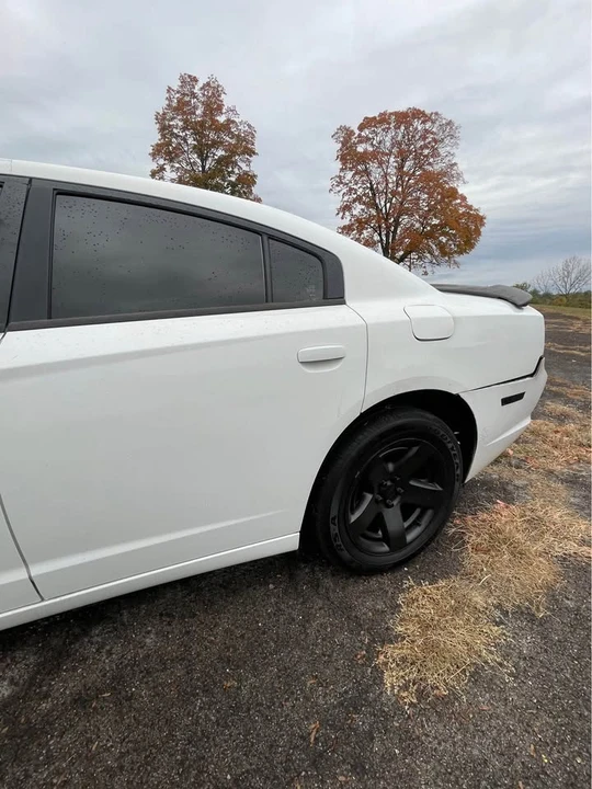 2011 Dodge Charger 7th Gen - Image 5 of 11