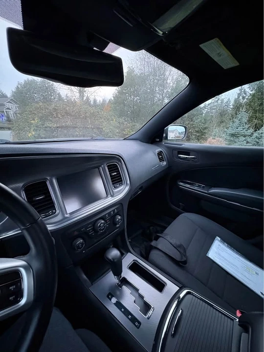 2011 Dodge Charger 7th Gen - Image 6 of 12