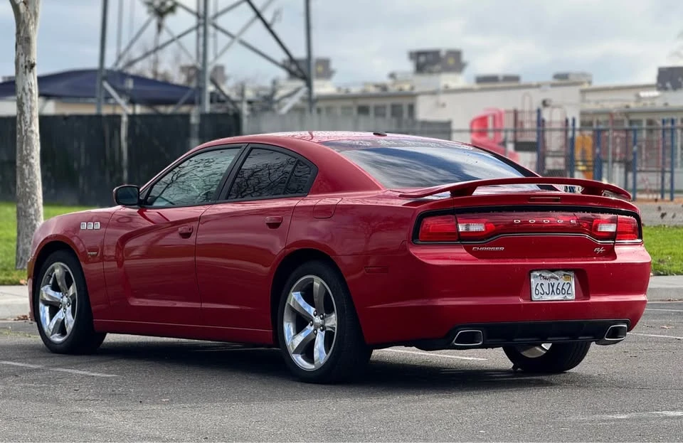 2011 Dodge Charger 7th Gen - Image 6 of 18