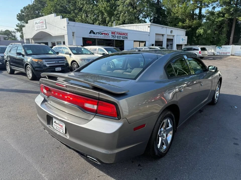 2011 Dodge Charger 7th Gen - Image 5 of 19