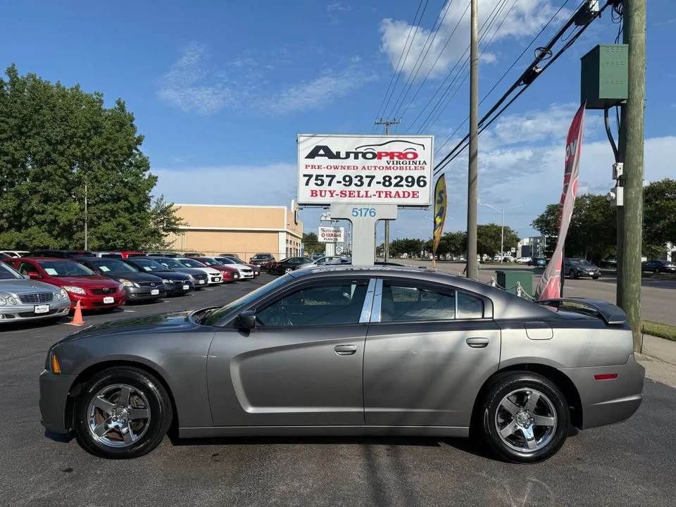 2011 Dodge Charger 7th Gen - Image 2 of 19