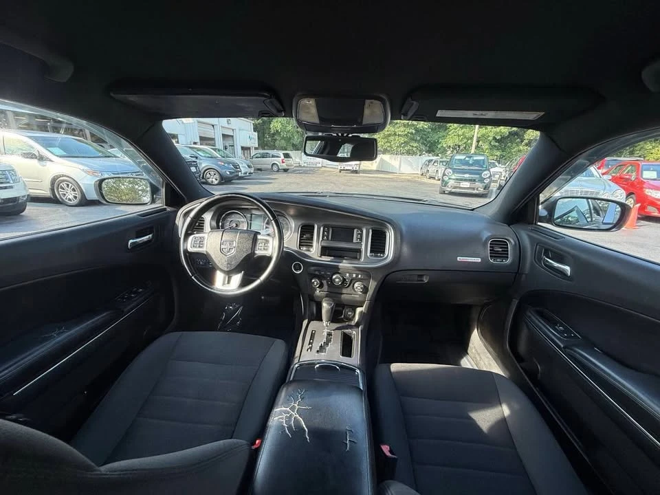 2011 Dodge Charger 7th Gen - Image 12 of 19