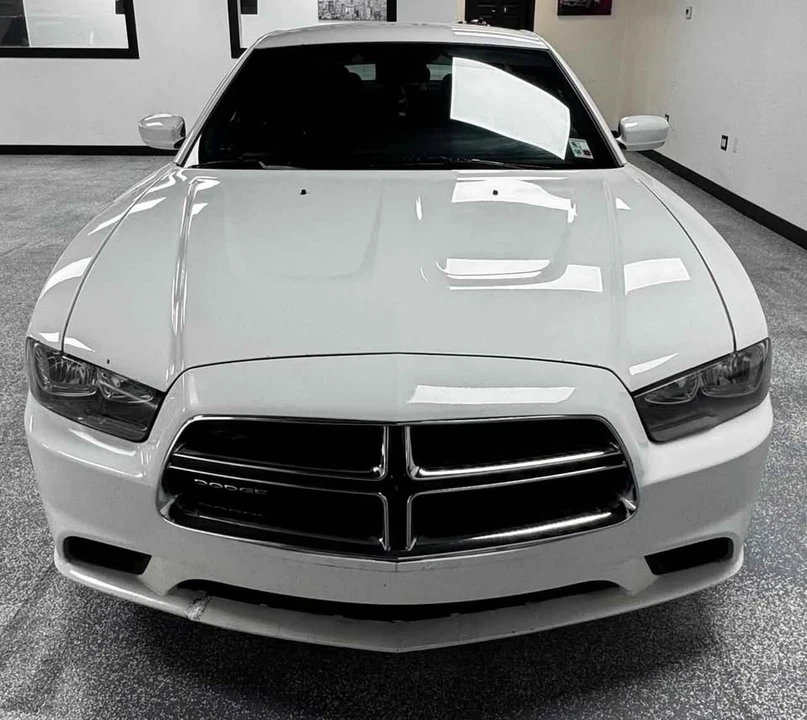 2011 Dodge Charger 7th Gen - Image 4 of 11