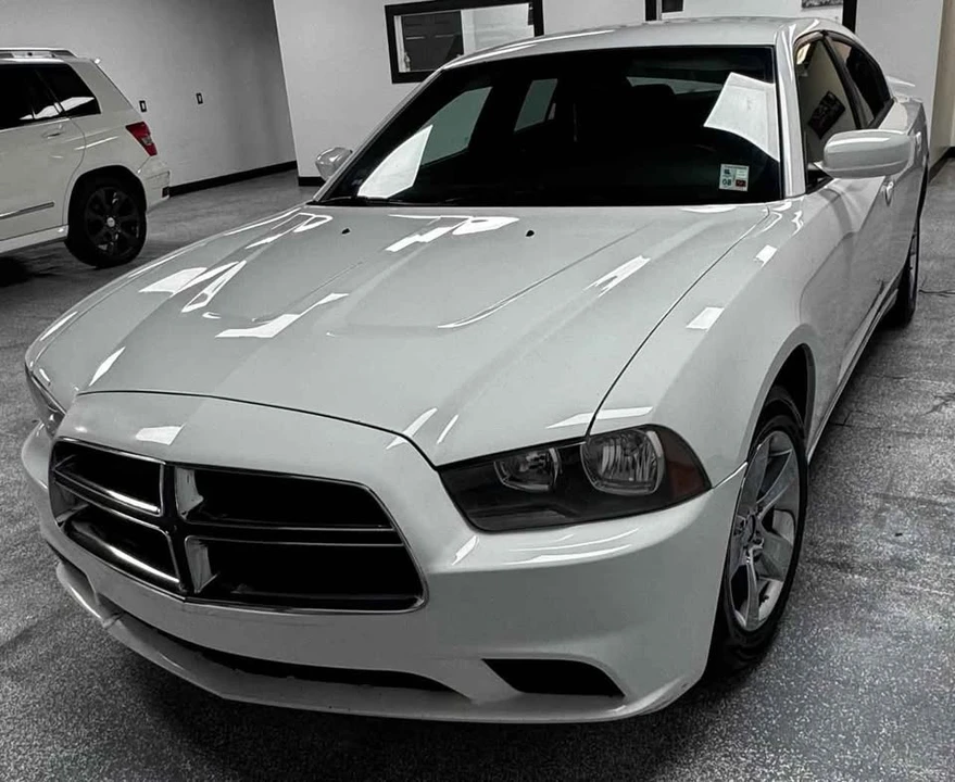 2011 Dodge Charger 7th Gen - Image 2 of 11