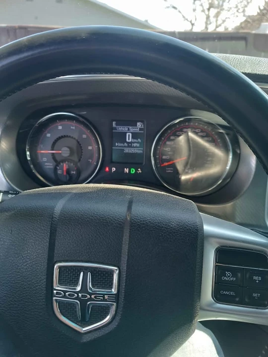 2011 Dodge Charger 7th Gen - Image 13 of 15