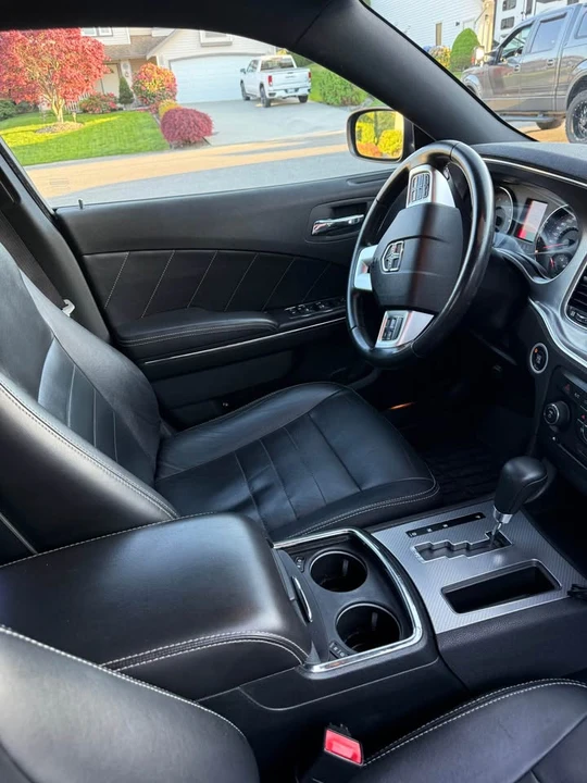 2011 Dodge Charger 7th Gen - Image 2 of 6