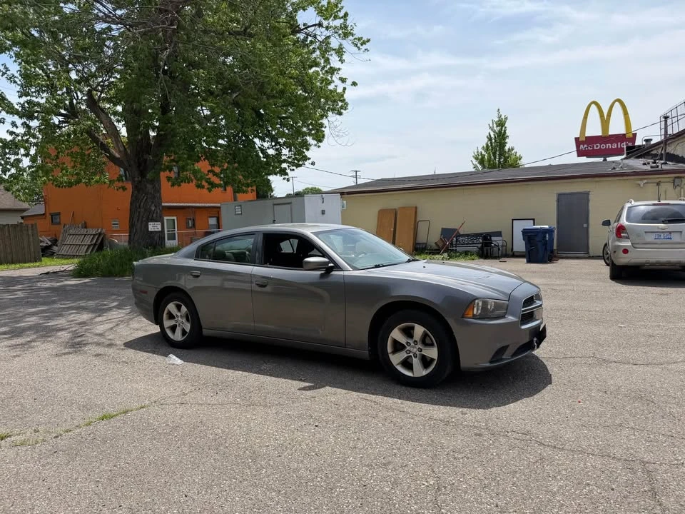 2011 Dodge Charger 7th Gen - Image 3 of 11
