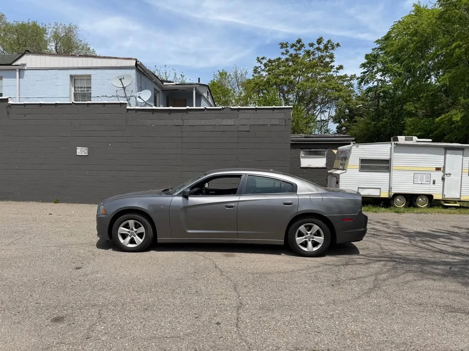 2011 Dodge Charger 7th Gen - Image 7 of 11
