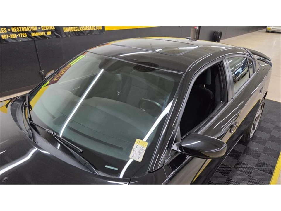 2011 Dodge Charger 7th Gen - Image 15 of 31