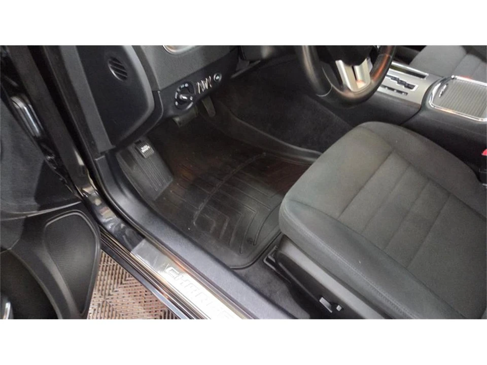 2011 Dodge Charger 7th Gen - Image 25 of 31