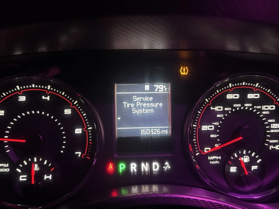 2011 Dodge Charger 7th Gen - Image 17 of 26