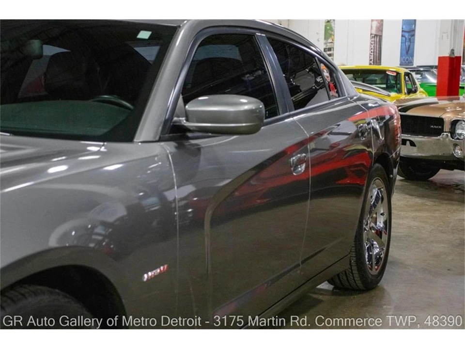 2011 Dodge Charger 7th Gen - Image 21 of 31