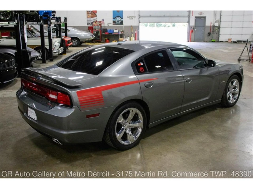 2011 Dodge Charger 7th Gen - Image 7 of 31