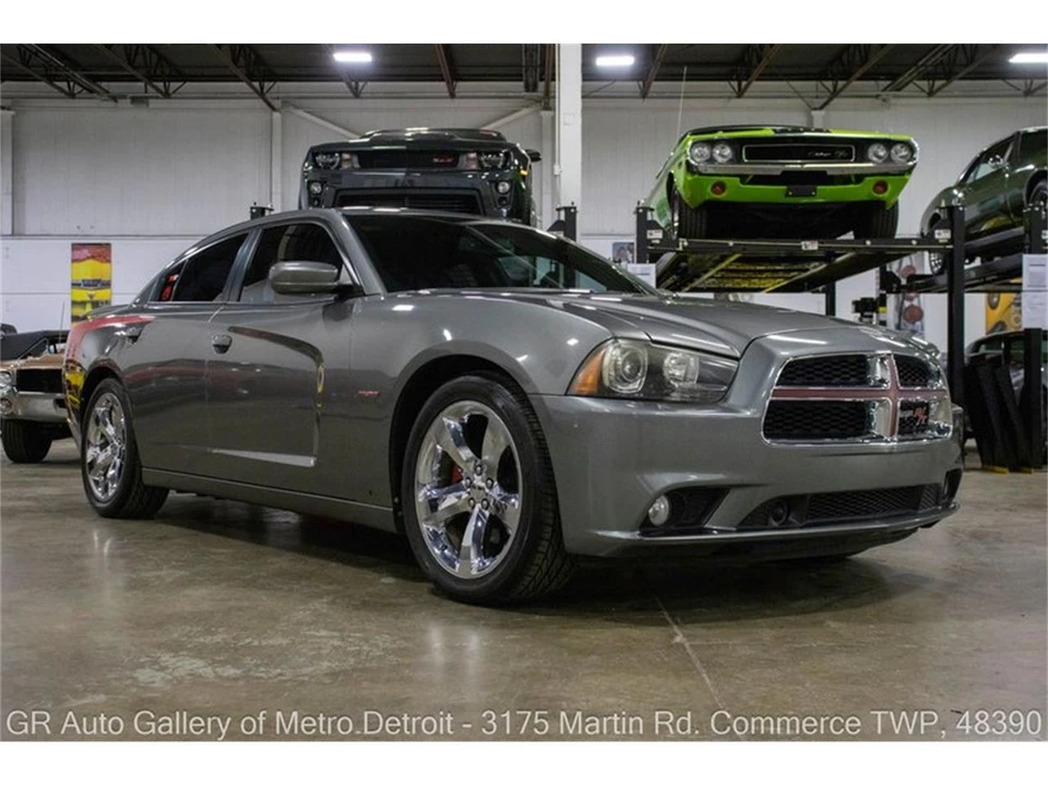 2011 Dodge Charger 7th Gen - Image 10 of 31