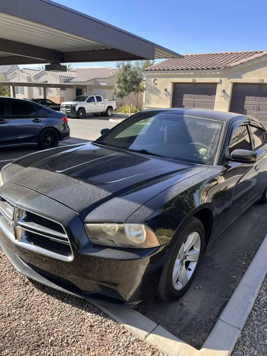 2011 Dodge Charger 7th Gen - Image 2 of 12