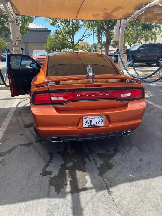 2011 Dodge Charger 7th Gen - Image 5 of 9
