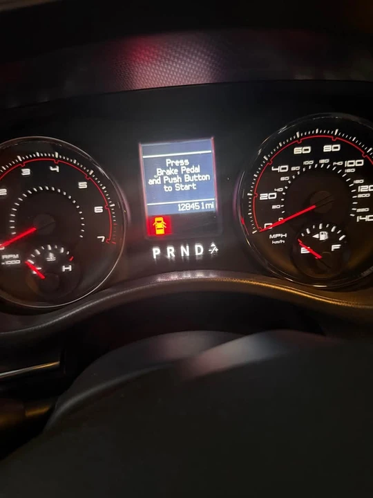 2011 Dodge Charger 7th Gen - Image 2 of 5
