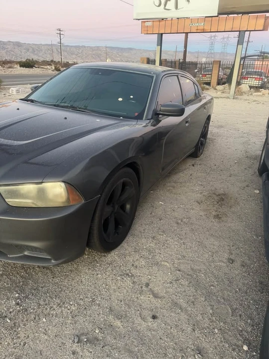 2011 Dodge Charger 7th Gen - Image 4 of 5