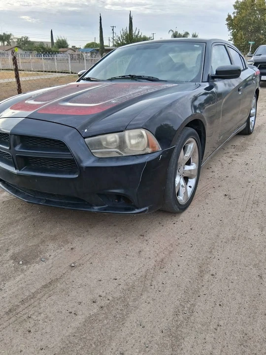 2011 Dodge Charger 7th Gen - Image 9 of 11