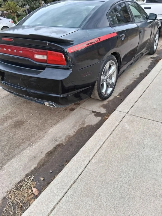2011 Dodge Charger 7th Gen - Image 10 of 11